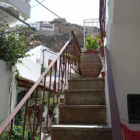 Apartament Myrto's Traditional House Skyros
